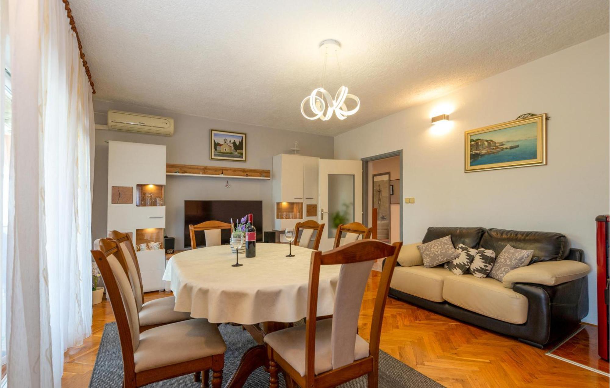 Lovely Apartment In Rovanjska With House Sea View Exterior foto